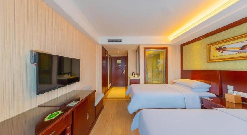 Yichang Vienna Hotel Wanda Branch Exteriér fotografie